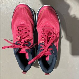 hokas, never worn, size 8